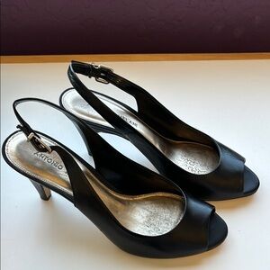 ANTONIO MELANI Black Slingback Heals size 8.5